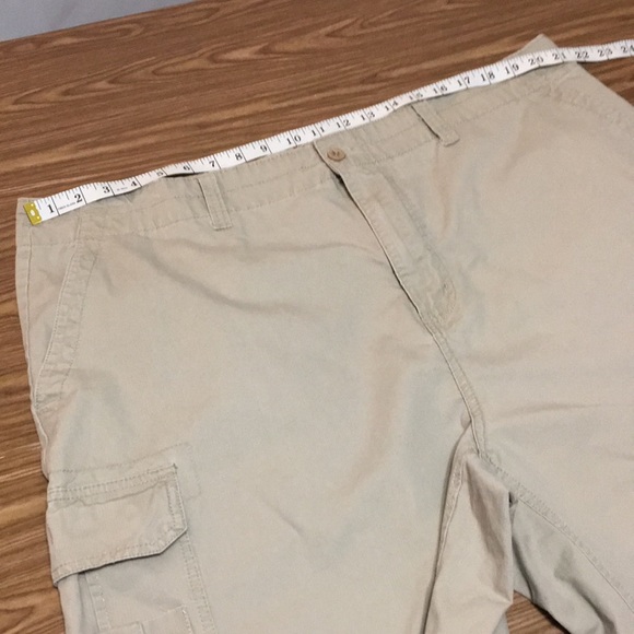 Men's Beverly Hills Polo Club Cargo Shorts - Picture 4 of 11